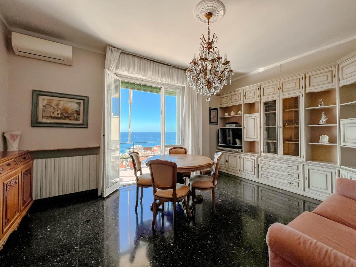 Grande Appartamento Vista Mare Вараце Екстериор снимка