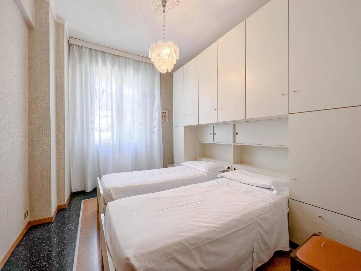 Grande Appartamento Vista Mare Вараце Екстериор снимка