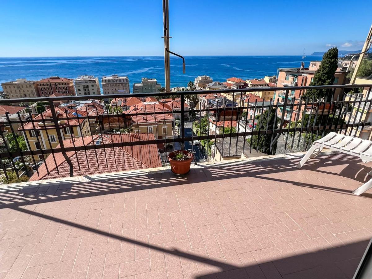 Grande Appartamento Vista Mare Вараце Екстериор снимка